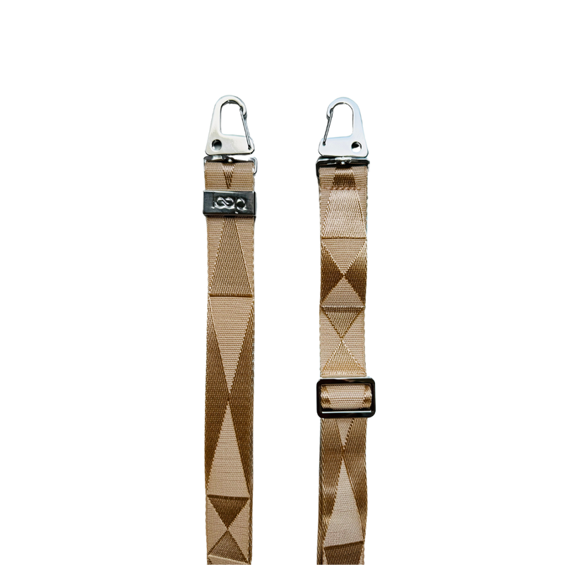 Bézs széles nyakbaakasztó - arany/ezüst karabinerrel