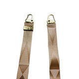 Bézs széles nyakbaakasztó - arany/ezüst karabinerrel