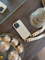 Törtfehér telefontok - karabiner előkészítéssel